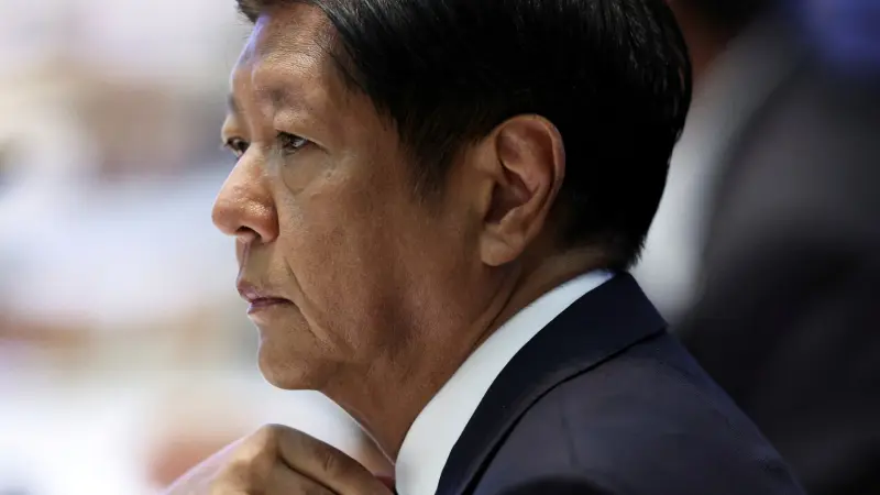 رئيس الفلبين يرد على نائبته بعد تهديدها بقتله