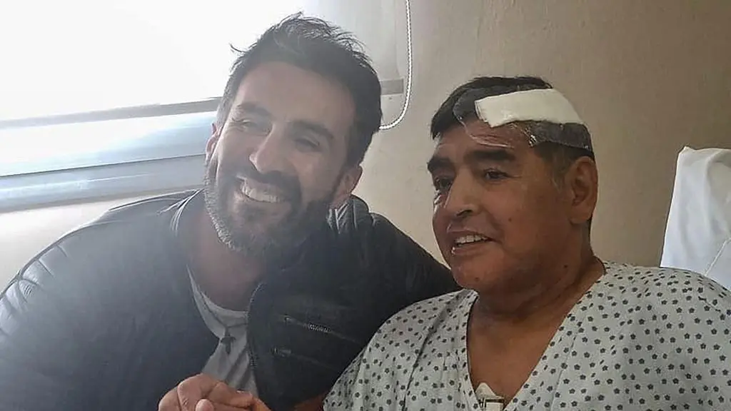 تافاريل يكشف تفاصيل تدهور صحة الأسطورة قبل وفاته بشكل مفزع (إكس) تافاريل يكشف تفاصيل تدهور صحة الأسطورة قبل وفاته بشكل مفزع (إكس)