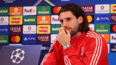 related_news_inside_blogsدوري أبطال أوروبا - سوبوسلاي يعتذر ...وسلوت يثق بإمكانيات ليفربول