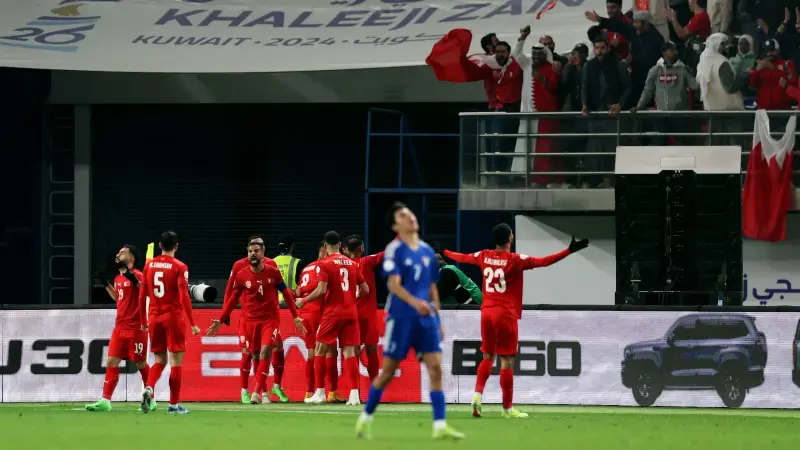 تشكيلة منتخب البحرين اليوم أمام عمان.. غياب يصدم الأحمر
