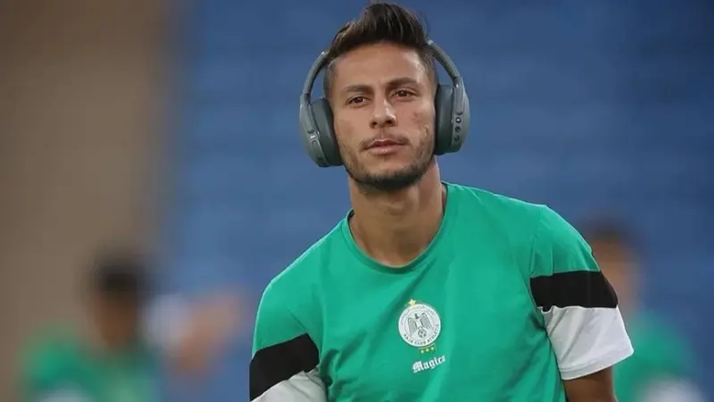 يقترب من الوحدة السعودي.. من هو الجزائري يسري بوزوق؟