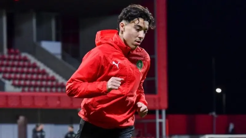 تصريحات نجم هولندا السابق بشأن اختيار ريان بونيدا تمثيل المغرب تثير الجدل