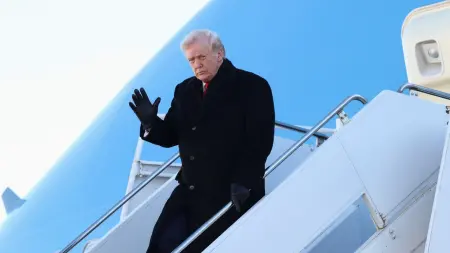 related_news_inside_blogs"معاريف": ترامب يقترب من قرار مصيري ضد إيران