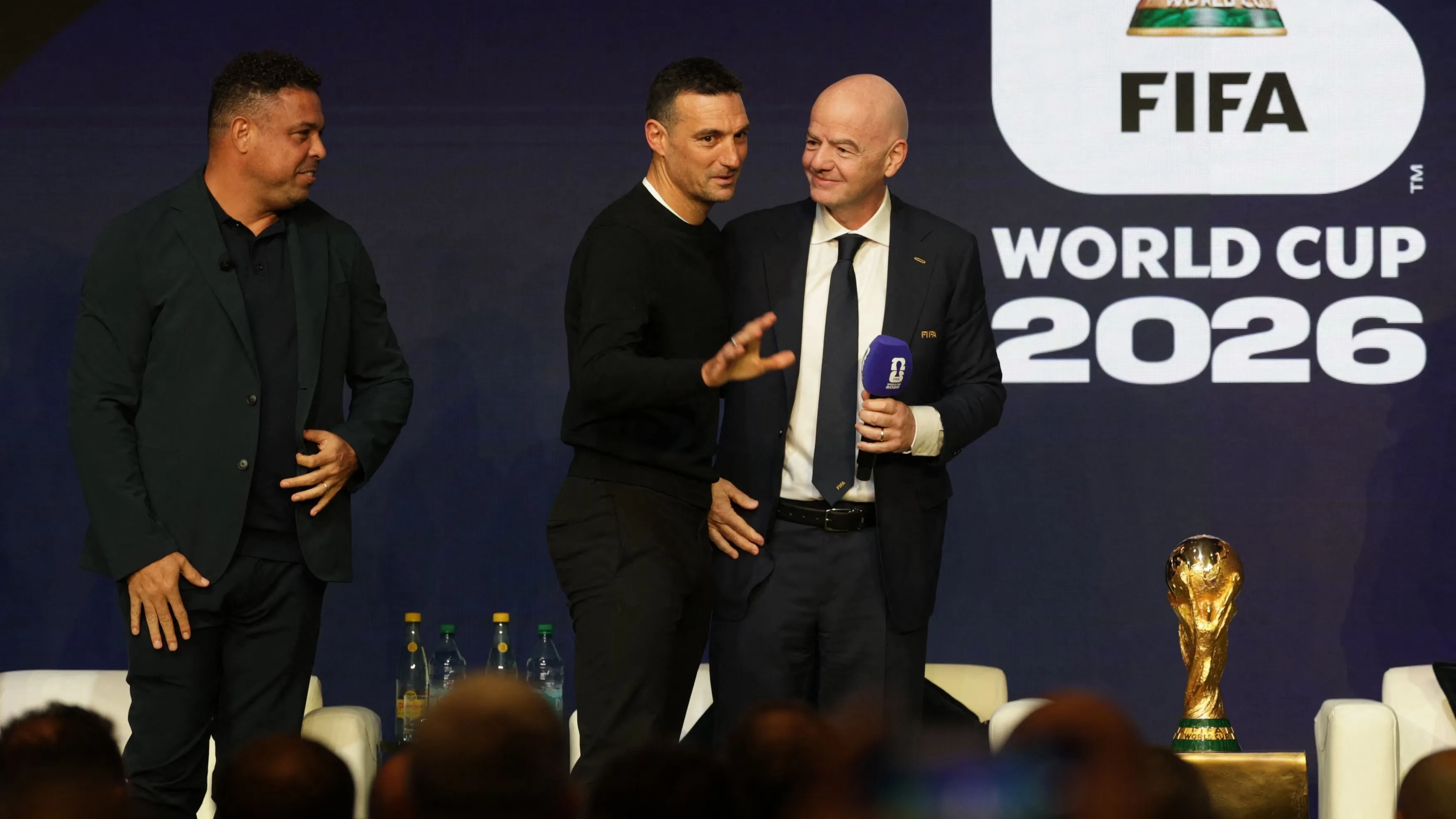 رغم الاعتراض المصري والإيراني.. سياتل تتمسك بإجراء "مباراة الفخر" 