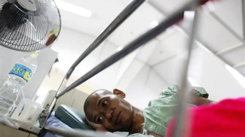 تجميد المساعدات الأميركية يهدّد مكافحة الإيدز والملاريا