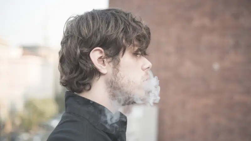 غاز عديم اللون والرائحة مرتبط بخطر الإصابة سرطان الرئة