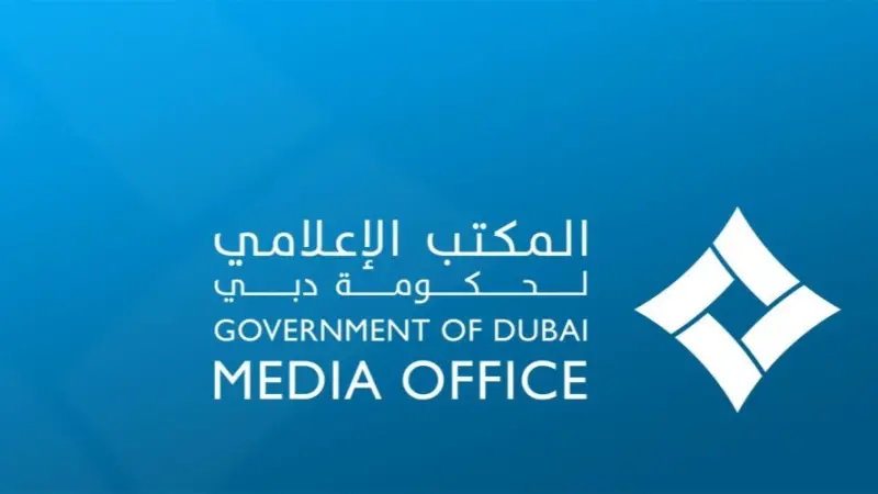 مكتب دبي الإعلامي: إخماد حريق ناجم عن إصابة خزان وقود في محيط المطار