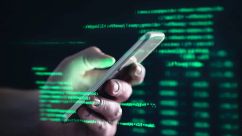 حساب حمزة مون بيبي يعود للظهور على سناب شات ويواصل فضح المشاهير