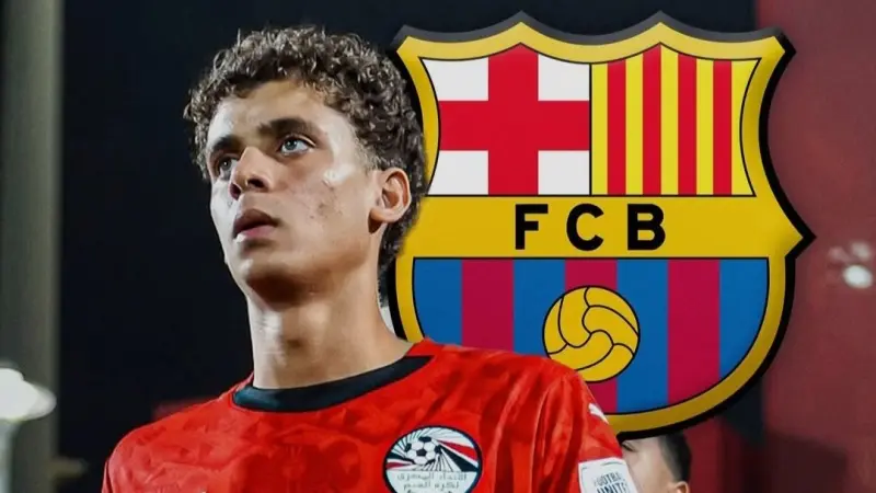 عودة المفاوضات بين برشلونة والأهلي بشأن انتقال حمزة عبد الكريم