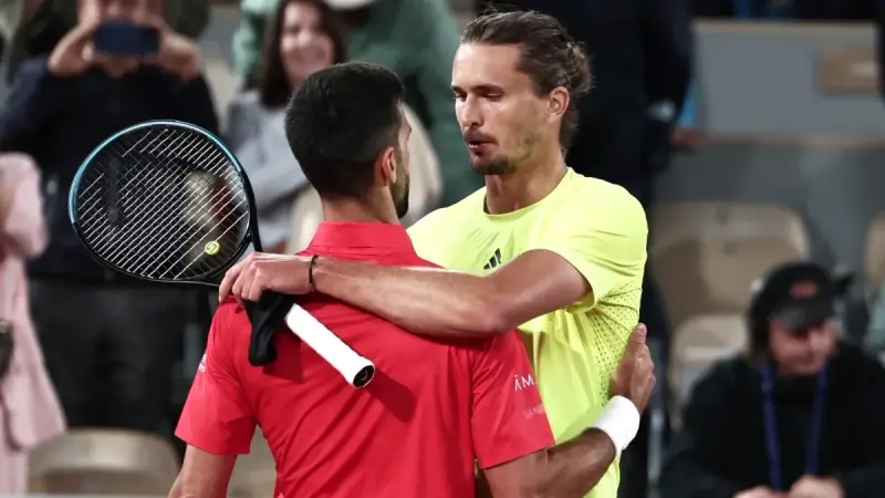 بطولة شتوتغارت للتنس - زفيريف يضرب موعدا مع فريتز في النهائي