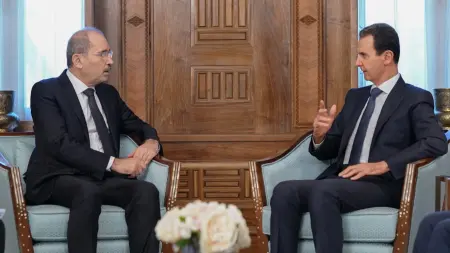 وزير الخارجية الأردني يلتقي الأسد في دمشق