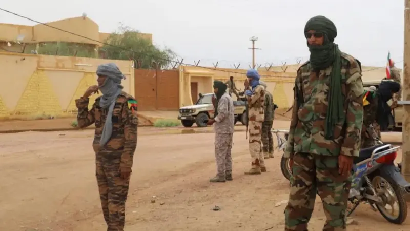 اعتقال 55 جنديًّا واتهام دول أجنبية.. تفاصيل انقلاب مالي