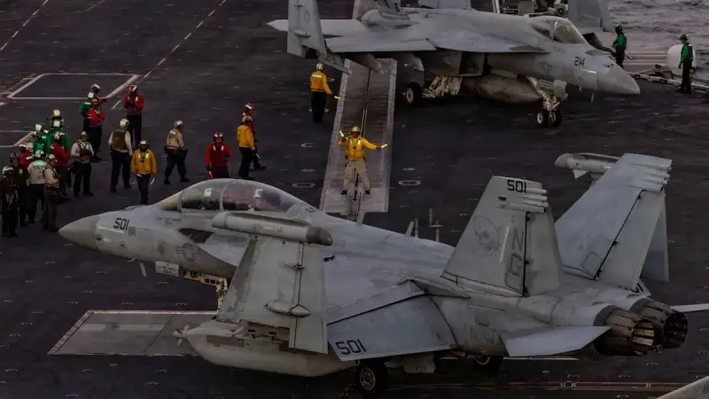 القيادة الأميركية تكذب شائعات إسقاط مقاتلة داخل إيران