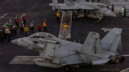 related_news_inside_blogsالقيادة الأميركية تكذب شائعات إسقاط مقاتلة داخل إيران