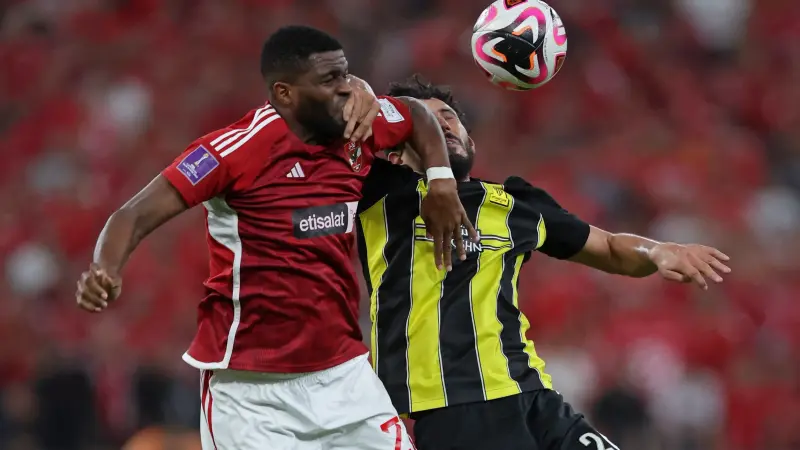 تشكيلة الأهلي والبدلاء اليوم ضد بلدية المحلة.. من يقود هجوم الأحمر؟