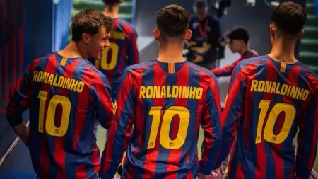 related_news_inside_blogsماذا قدّم برشلونة إلى رونالدينيو كهدية في عيد ميلاده؟