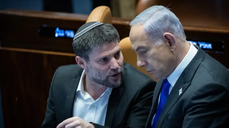 "خطأ جوهري".. سموتريتش ينتقد رفض نتانياهو الحكم العسكري في غزة