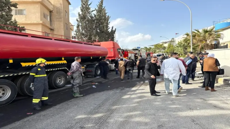 إصابة 14 شخصا في حريق بمصنع كيماويات في الأردن