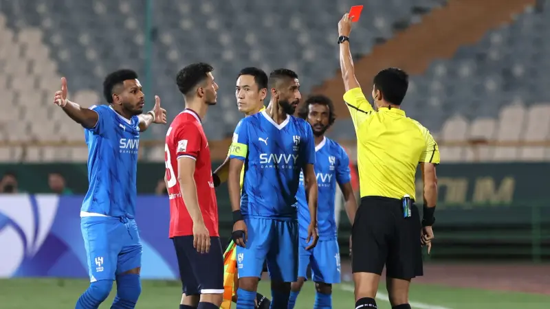 مجانًا.. سلمان الفرج يُبدي استعداده للعودة إلى الهلال