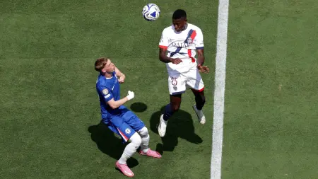 related_news_inside_blogsباريس سان جيرمان يتلقى أنباء سارة قبل مواجهة تشيلسي في دوري أبطال أوروبا