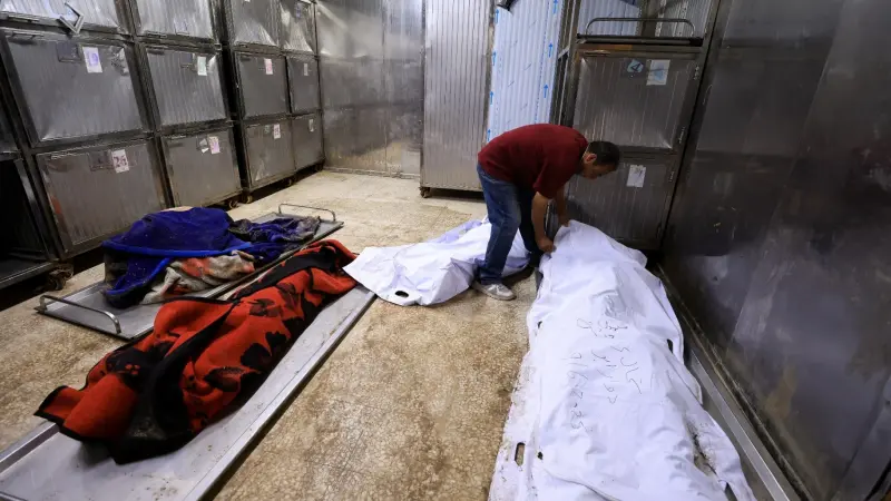 مقتل 37 فلسطينيا بغارات إسرائيلية في قطاع غزة