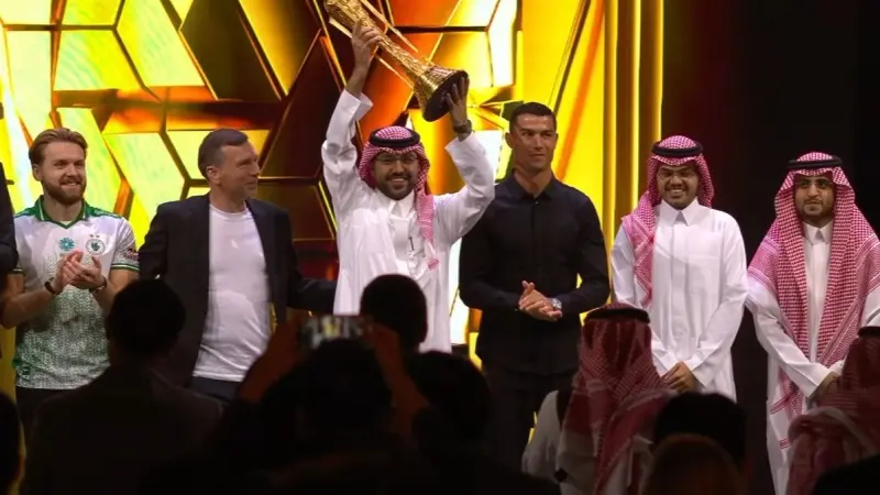 فيديو - بحضور رونالدو ووليّي عهد السعودية والأردن.. ختام كأس العالم للرياضات الإلكترونية