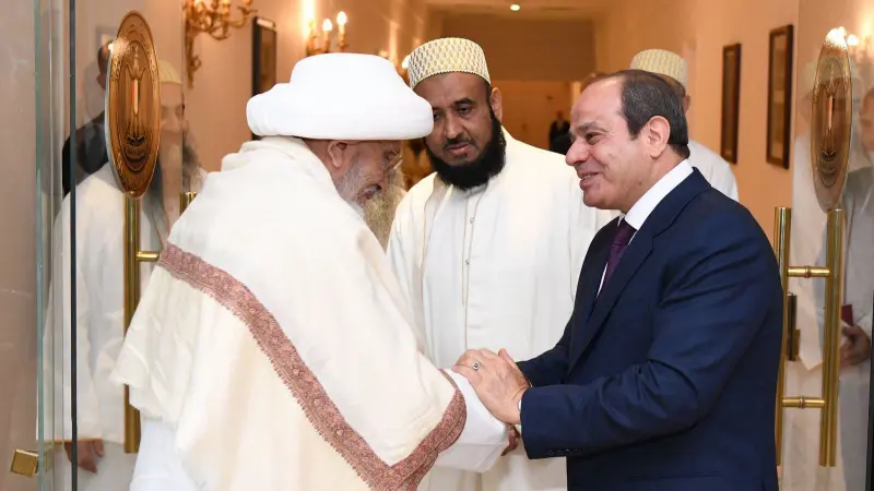 من هو سلطان طائفة البهرة الذي استقبله السيسي في مصر؟