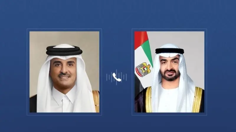 محمد بن زايد وأمير قطر يبحثان هاتفيا العلاقات الأخوية والتطورات الإقليمية
