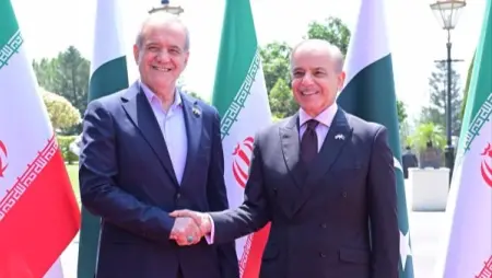 شريف لبزيشكيان: باكستان لا تزال ملتزمة تماما بدورها كوسيط لتحقيق السلام الدائم