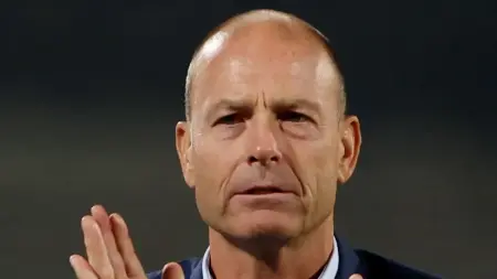 related_news_inside_blogsمصير يس توروب.. الدنماركي يردّ على حقيقة استقالته من تدريب الأهلي