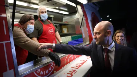 related_news_inside_blogsصور - بعد لقائه مسؤولين ونازحين في بيروت.. بارو يتوجه إلى إسرائيل الجمعة