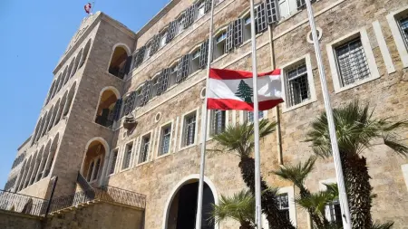 لبنان يردّ على عراقجي: العلاقات مع الدول تمر عبر المؤسسات الشرعية