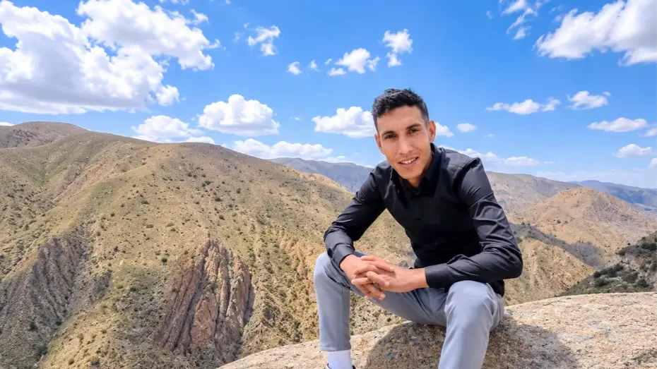 أسامة باريك شاب مغربي يفوز بمقعد دائرة ميدلت في البرلمان (إكس) أسامة باريك شاب مغربي يفوز بمقعد دائرة ميدلت في البرلمان (إكس)