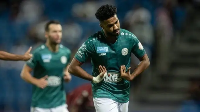 الدوري السعودي - خالد الغنام يعود للتألق ويقود الاتفاق للفوز على الخلود