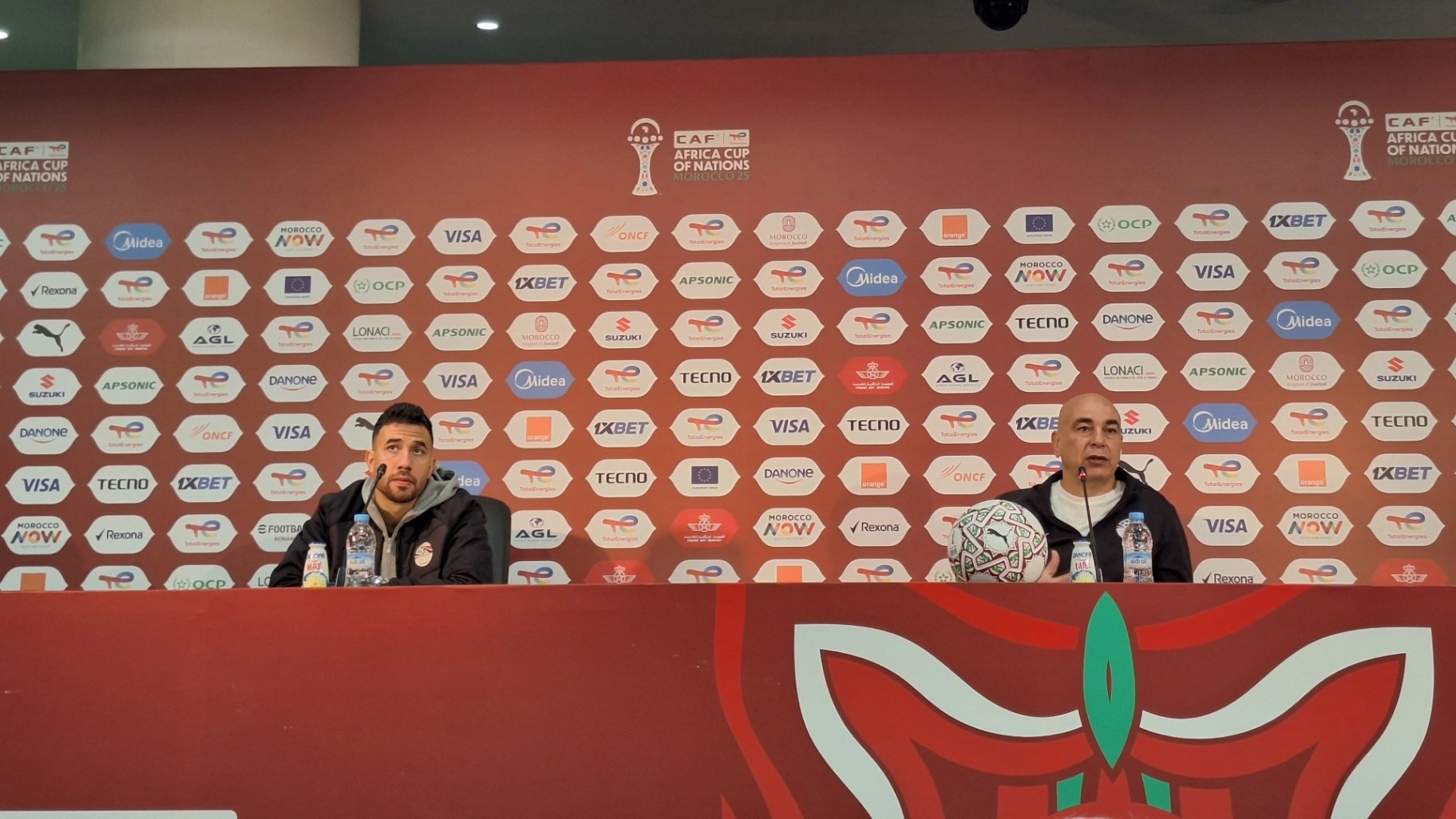 أمم إفريقيا - مدرب مصر يطمئن الجماهير قبل مواجهة زمبابوي 