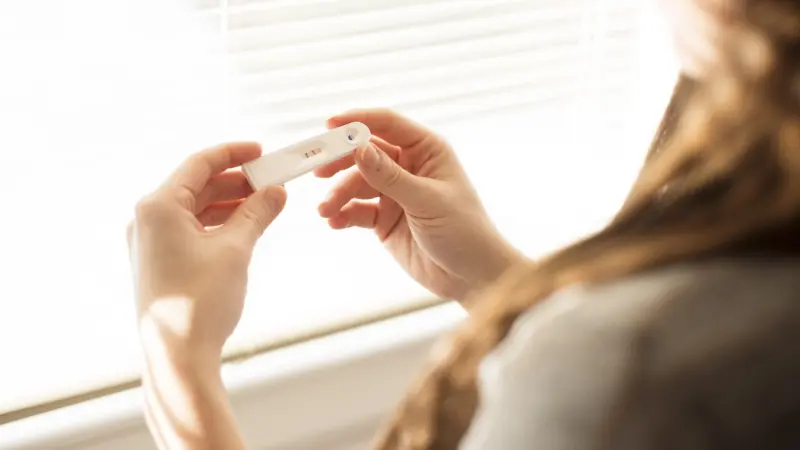 هل يتحقّق حلم الإنجاب بعد سرطان الثدي؟