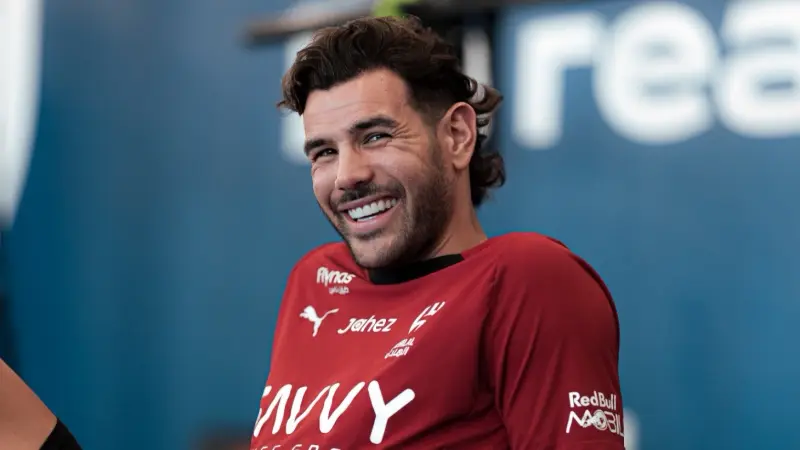 جدول مواعيد مباريات اليوم الجمعة 24/10/2025 والقنوات الناقلة والمعلقين