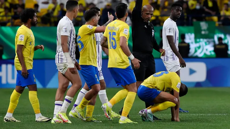 القنوات الناقلة لمباراة العين واتحاد كلباء اليوم مع موعد المباراة والتشكيلة.. الزعيم يسعى للوصول إلى نصف النهائي