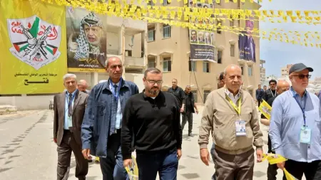 related_news_inside_blogsفوز نجل محمود عباس بعضوية اللجنة المركزية في "فتح"
