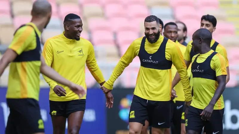 تشكيلة الاتحاد اليوم ضد نافباخور.. بنزيما يتقدّم تشكيلة الاتحاد