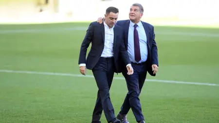 related_news_inside_blogsمستشهدا بفترة فليك.. لابورتا يردّ بقسوة على تصريحات تشافي