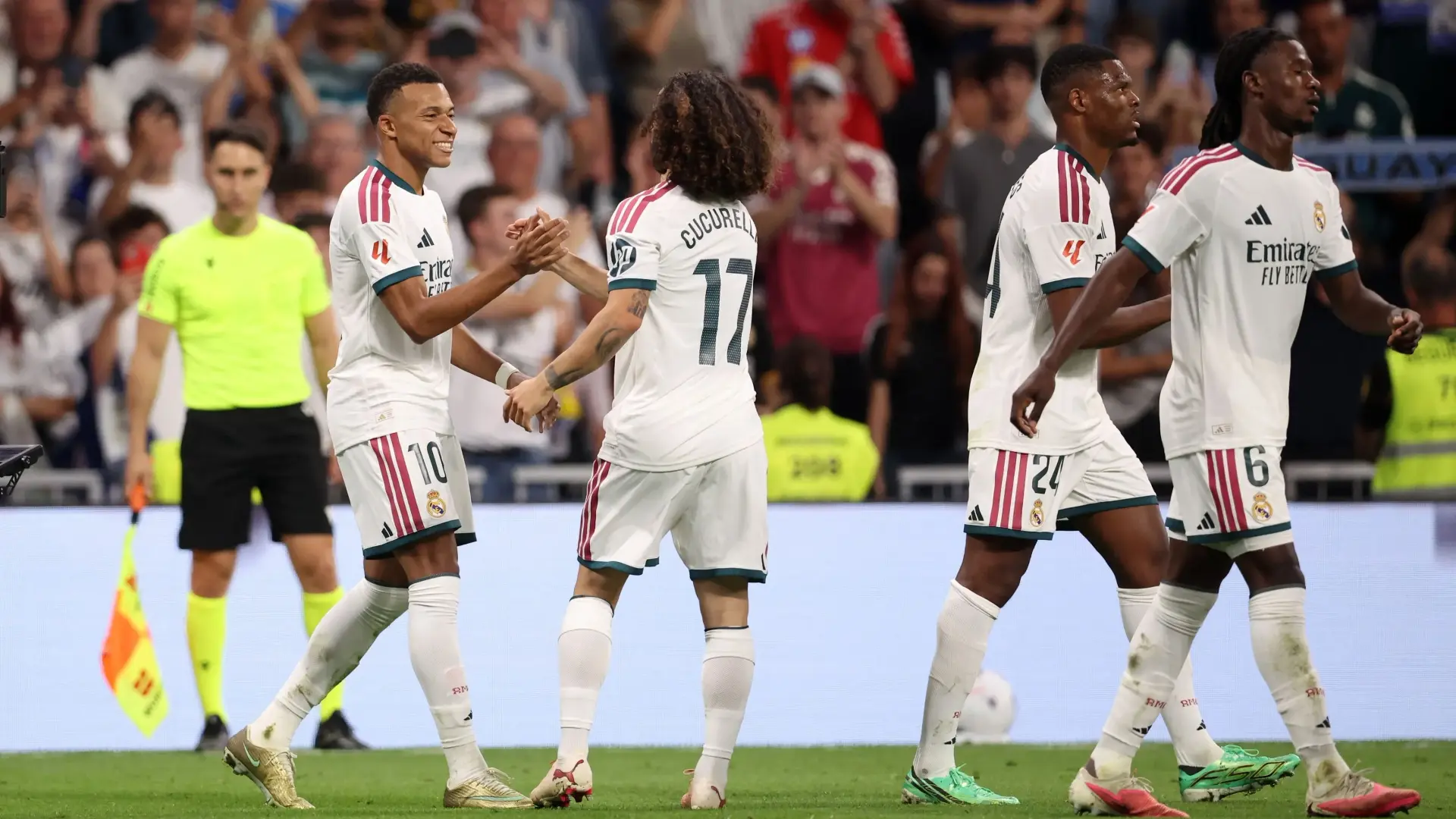 ريال مدريد قدّم عرضًا هجوميًا قويًا أمام رايو (رويترز) ريال مدريد قدّم عرضًا هجوميًا قويًا أمام رايو (رويترز)