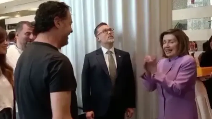 فيديو - في حفل زفاف ولي عهد الأردن.. ماذا طلبت بيلوسي من راغب علامة؟