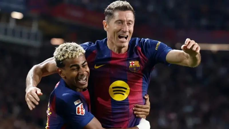 الدوري الإسباني - برشلونة يعتلي صدارة الليغا بعد انتصار صعب على سوسيداد