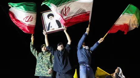 related_news_inside_blogsفيديو - فصائل عراقية تضرب أربيل.. واقتحامات قرب السفارة الأميركية