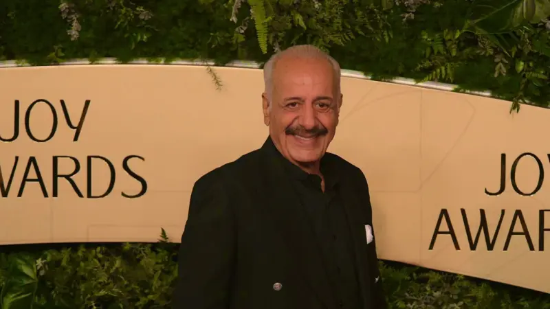 من هنّ زوجات أيمن زيدان؟