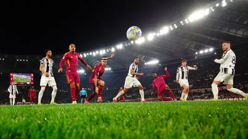 الدوري الإيطالي - يوفنتوس يعود بتعادل قاتل من روما في معركة التأهل الأوروبي