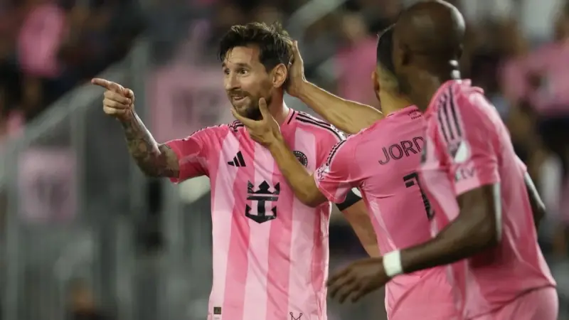 الدوري الأميركي - ميسي يواصل التألق ويقود إنتر ميامي لاكتساح أتلانتا يونايتد