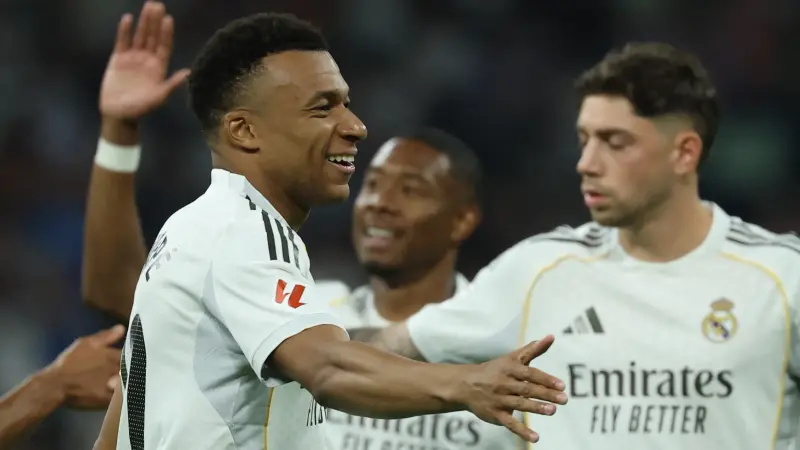للموسم الثاني على التوالي.. كيليان مبابي يحرز جائزة الأفضل في ريال مدريد