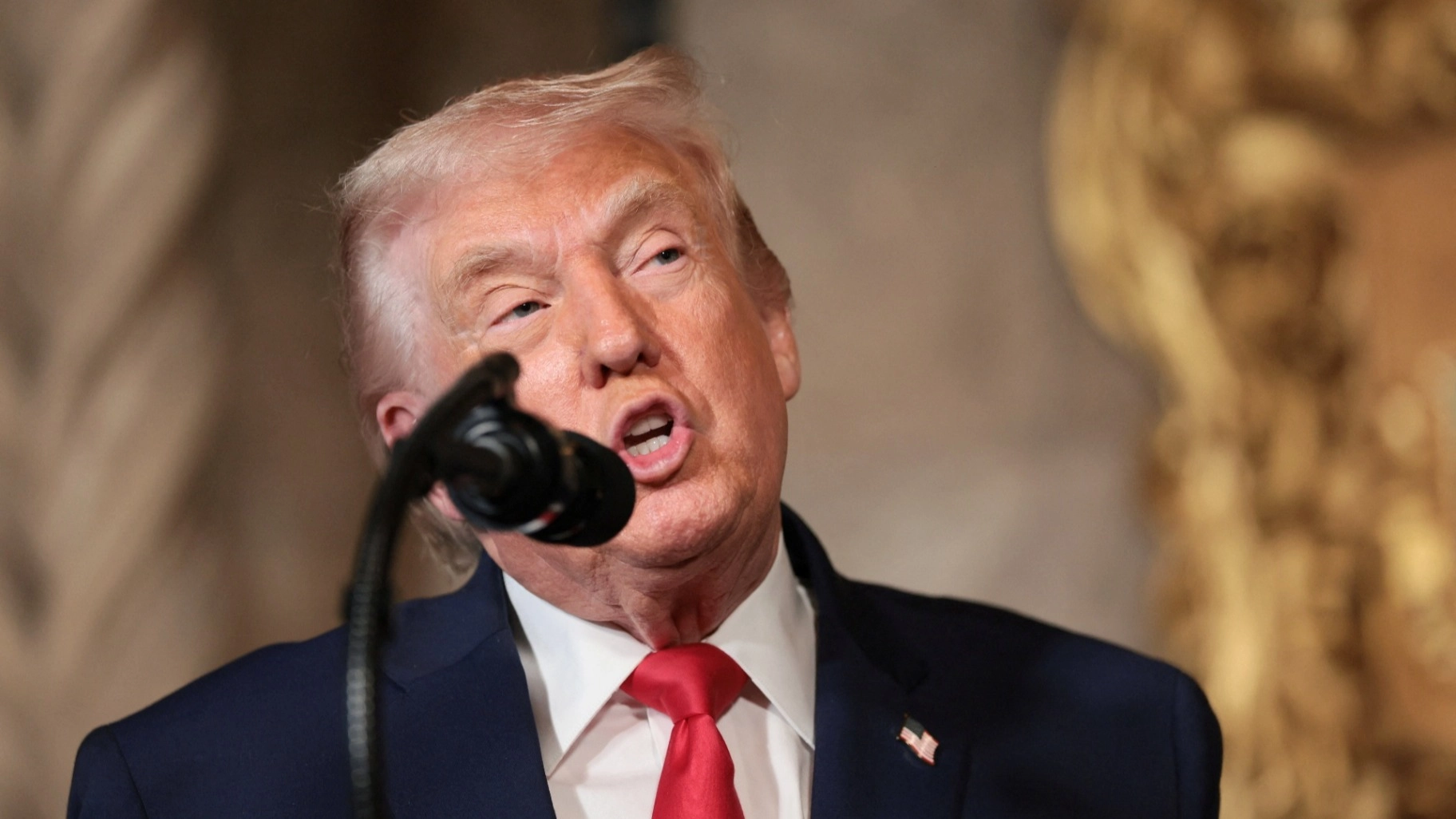 ديلي ميل: ترامب يخطط لغزو غرينلاند وسط اعتراض المؤسسة العسكرية 